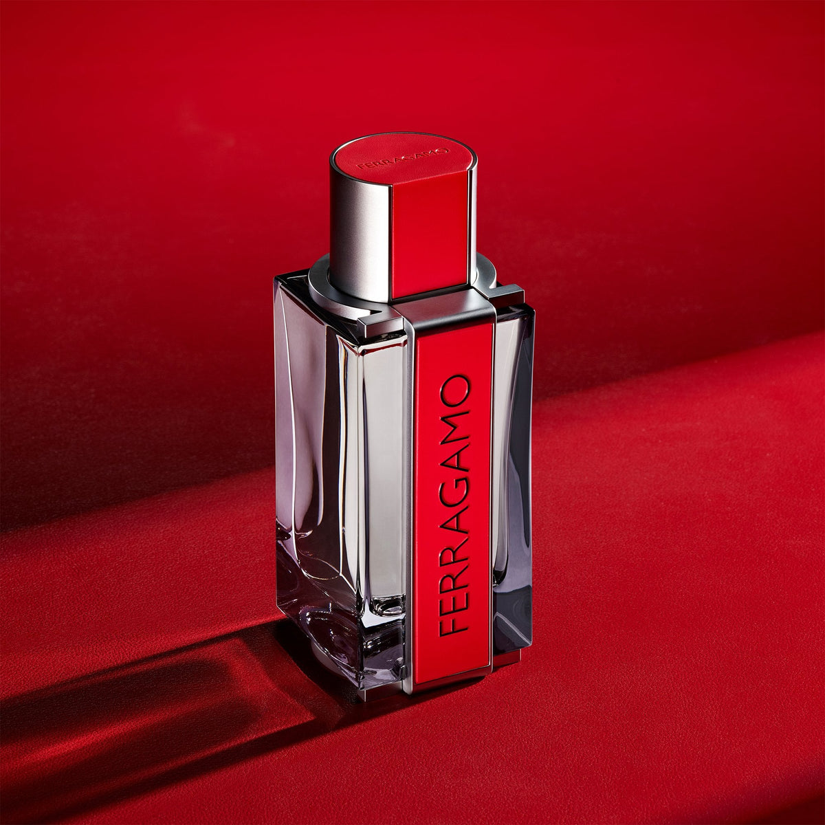Salvatore Ferragamo Red Leather Eau De Parfum 50ml Spray - Tophatter Daily Deals