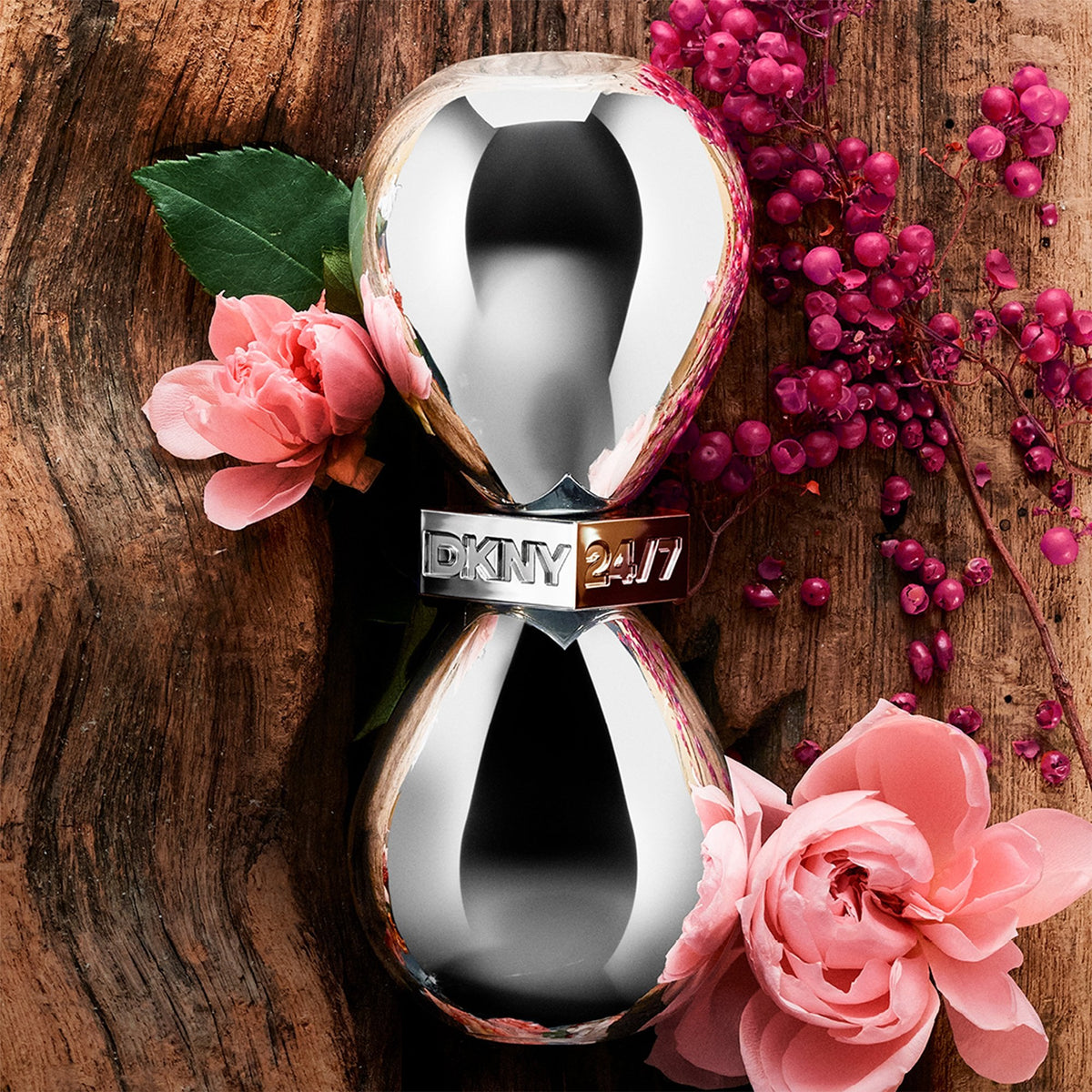 DKNY 24/7 Eau De Parfum 30ml Spray - Tophatter Daily Deals
