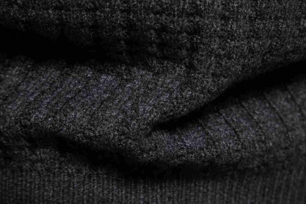 Warm Men's Knit Sweater - Round Neck Ribbed Knit, Autumn 3D Changing Face Moving Picture Frame - Tophatter Daily Deals