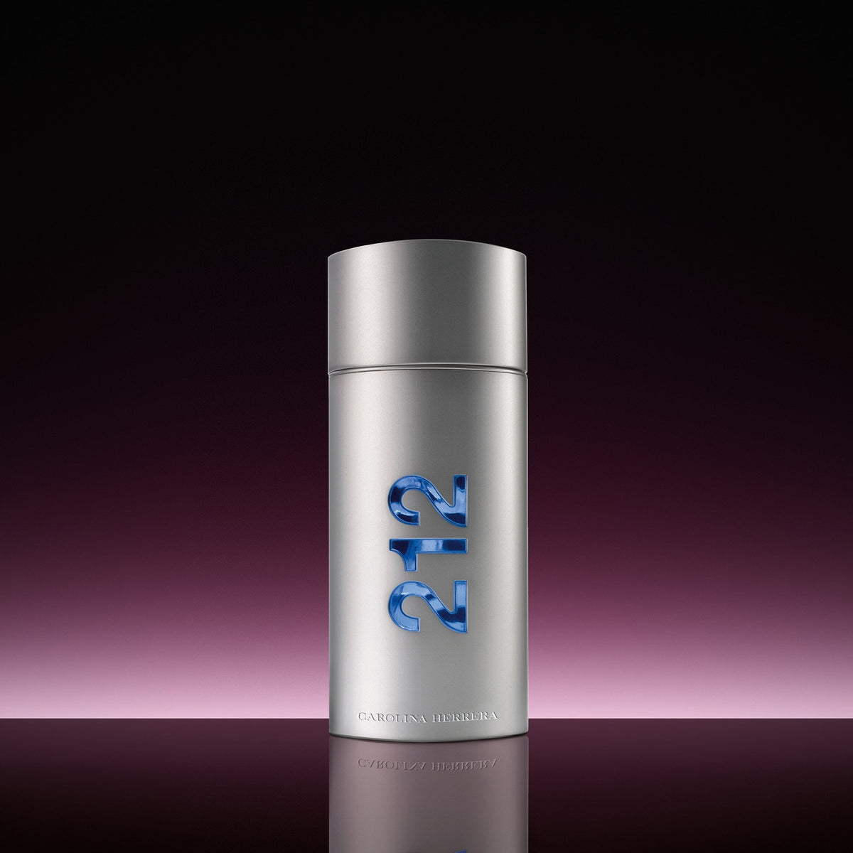 Carolina Herrera 212 Men NYC Eau De Toilette 50ml Spray - Tophatter Daily Deals