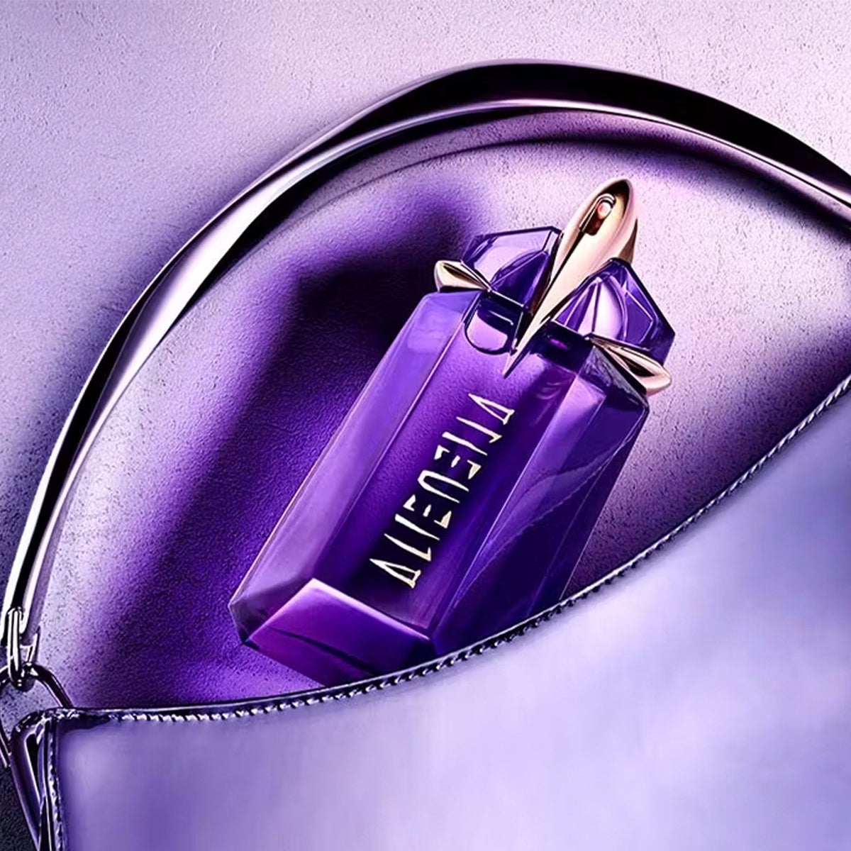 Mugler Alien Eau De Parfum 90ml Spray - Tophatter Daily Deals
