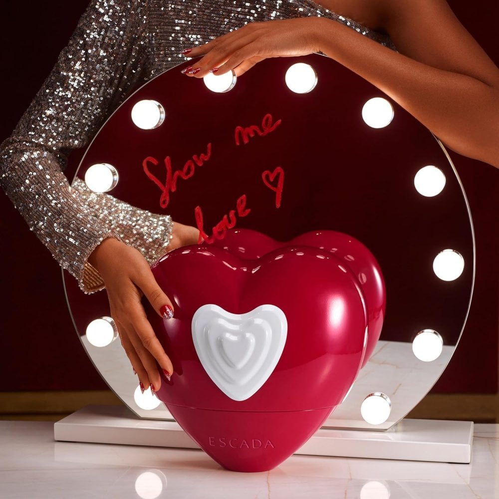 Escada Show Me Love Eau De Parfum 30ml Spray - Tophatter Daily Deals