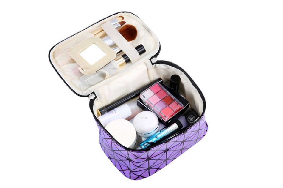3D laser cosmetic bag 0 - Tophatter Daily Deals