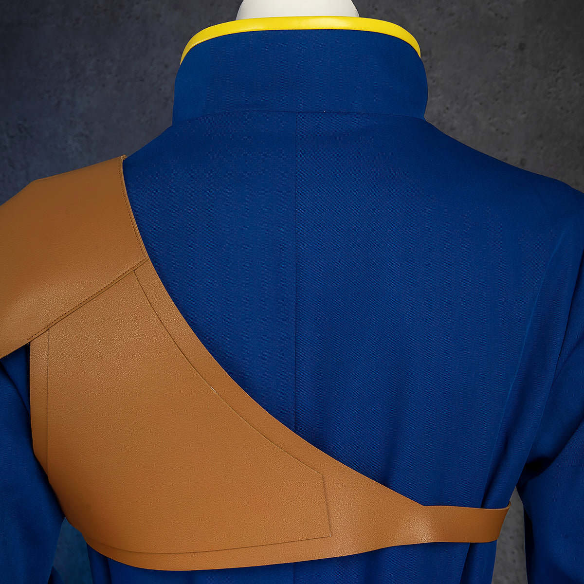 FE Ike Cosplay Costume Costume - Tophatter Daily Deals