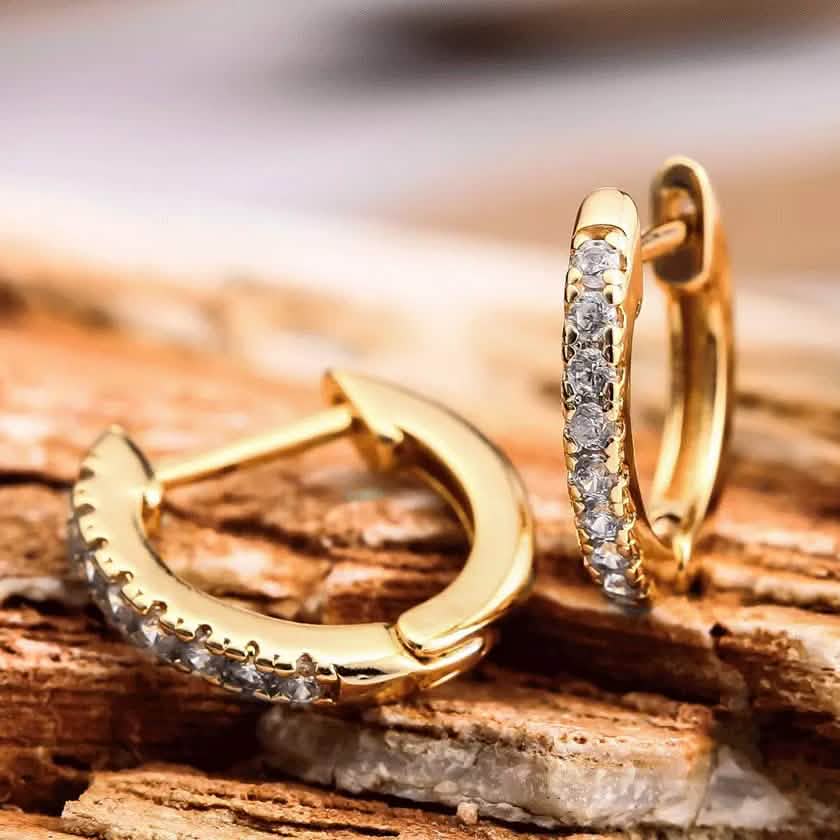 18K Gold Plated Huggie Earrings Earrings - Tophatter Daily Deals