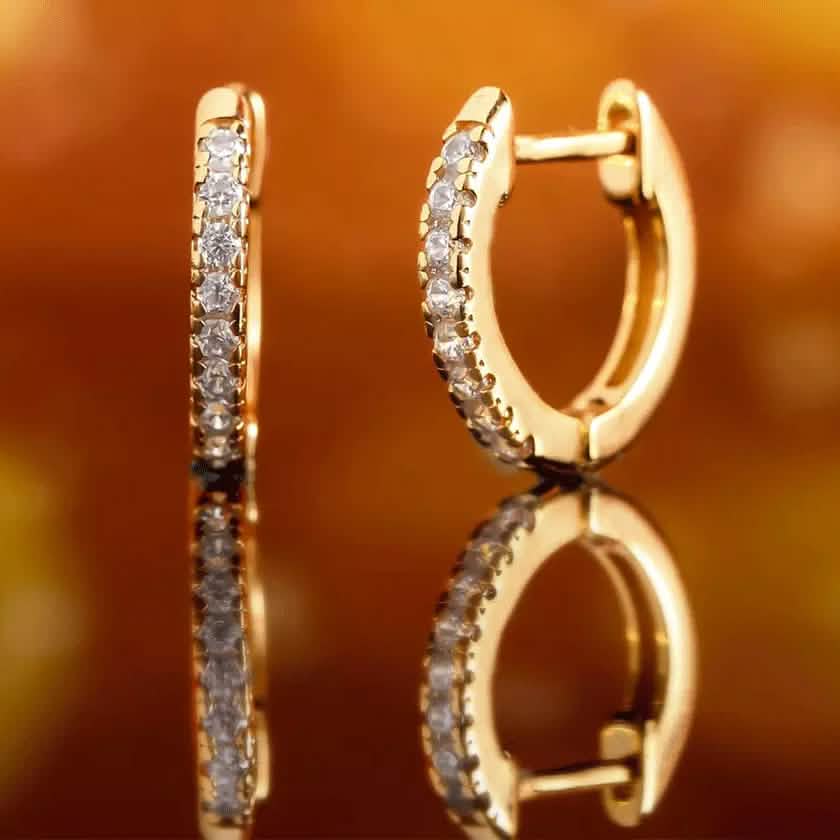 18K Gold Plated Huggie Earrings Earrings - Tophatter Daily Deals