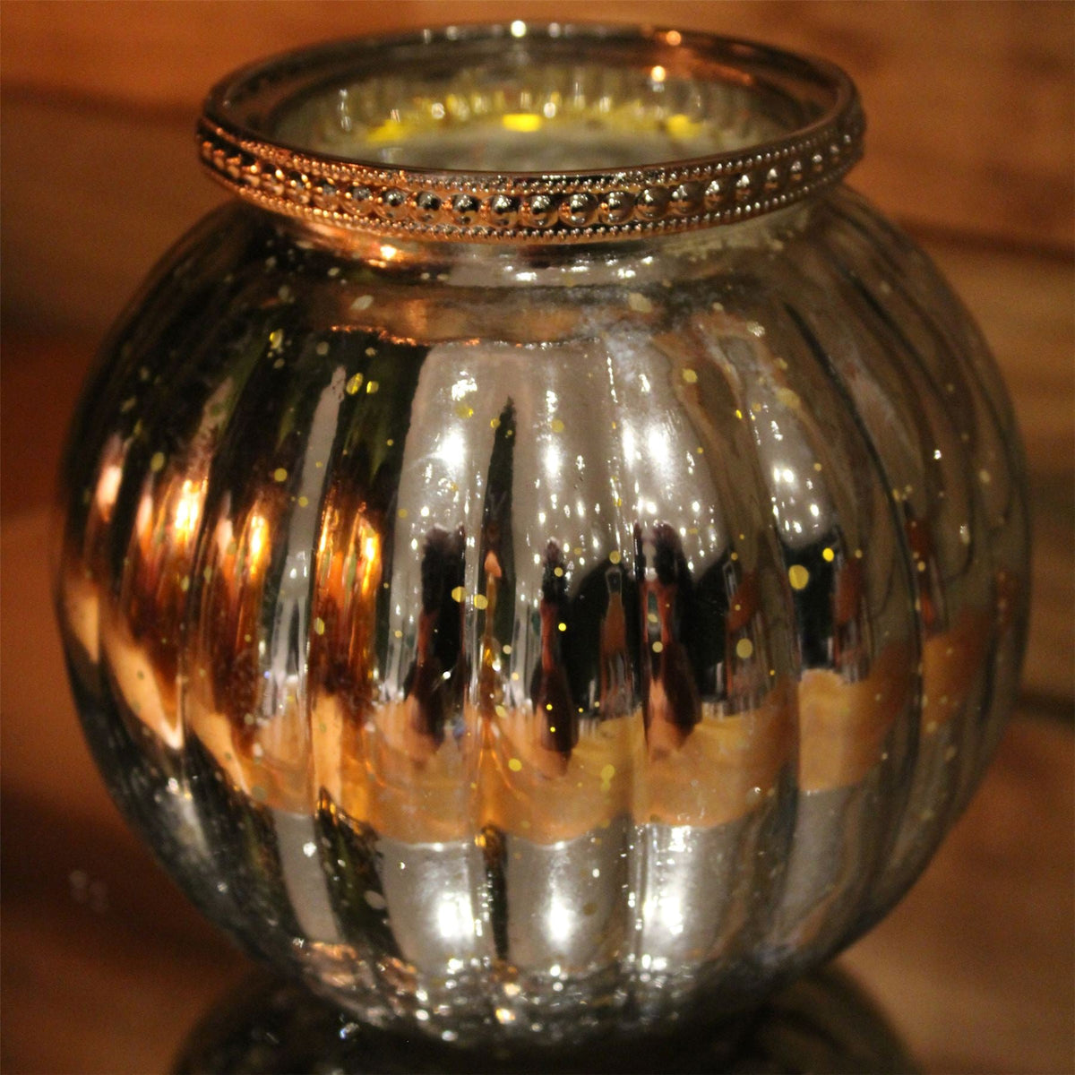 Antique Silver Mercury Effect 13cm x 11.5cm Ribbed Candle Pot Tealight Holder Candle Holder - Tophatter Daily Deals