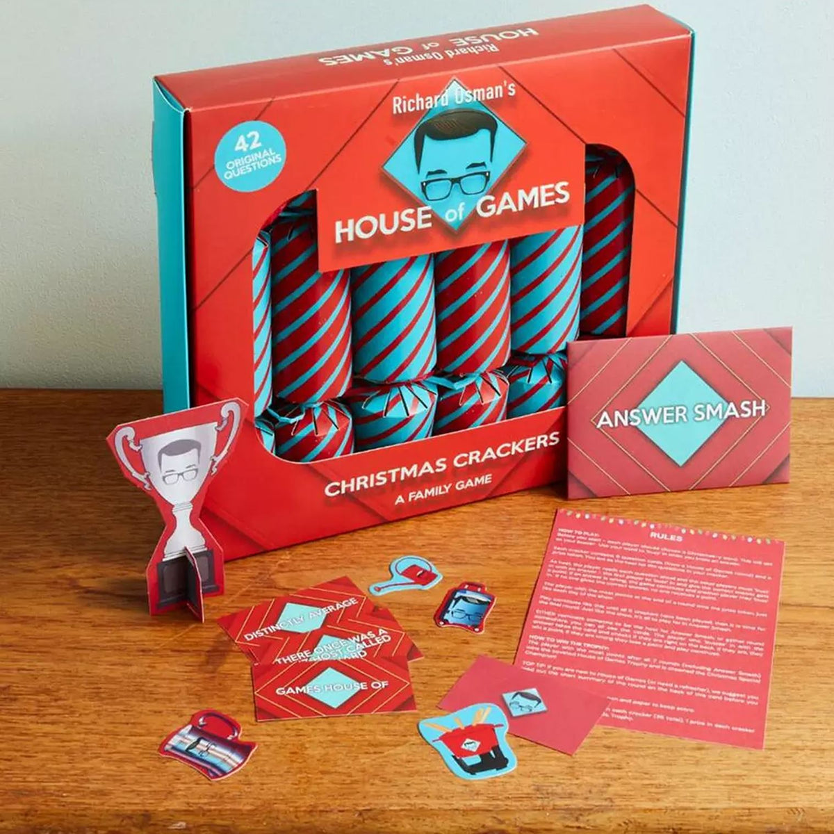 House of Games Christmas Crackers Pack of 6 with Original Quiz Rounds and Trophy Christmas Cracker - Tophatter Daily Deals