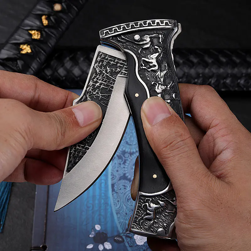 Wolf head self-defense sharp fruit knife - Tophatter Daily Deals