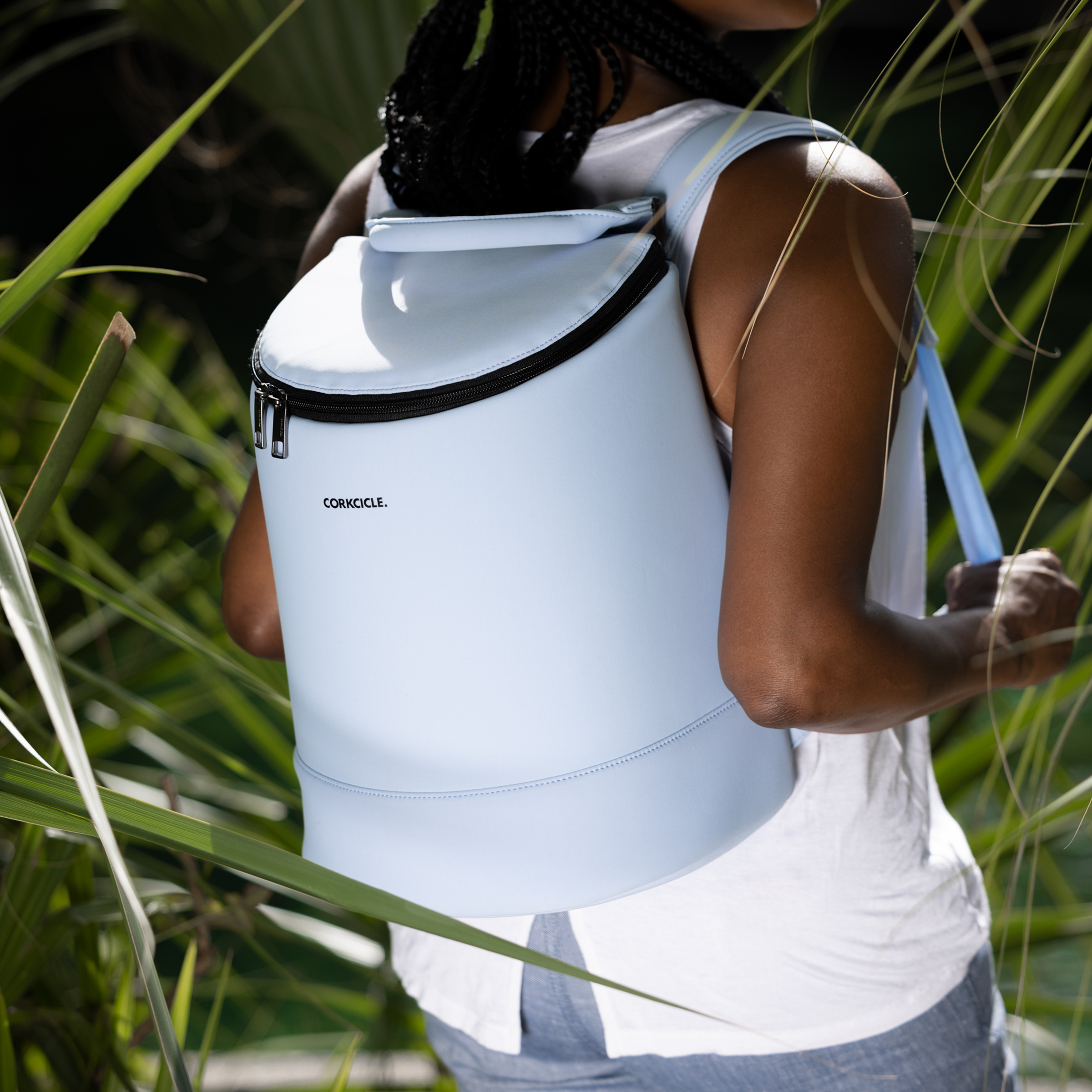 Eola Bucket Cooler Bag by CORKCICLE. Coolers - Tophatter Daily Deals