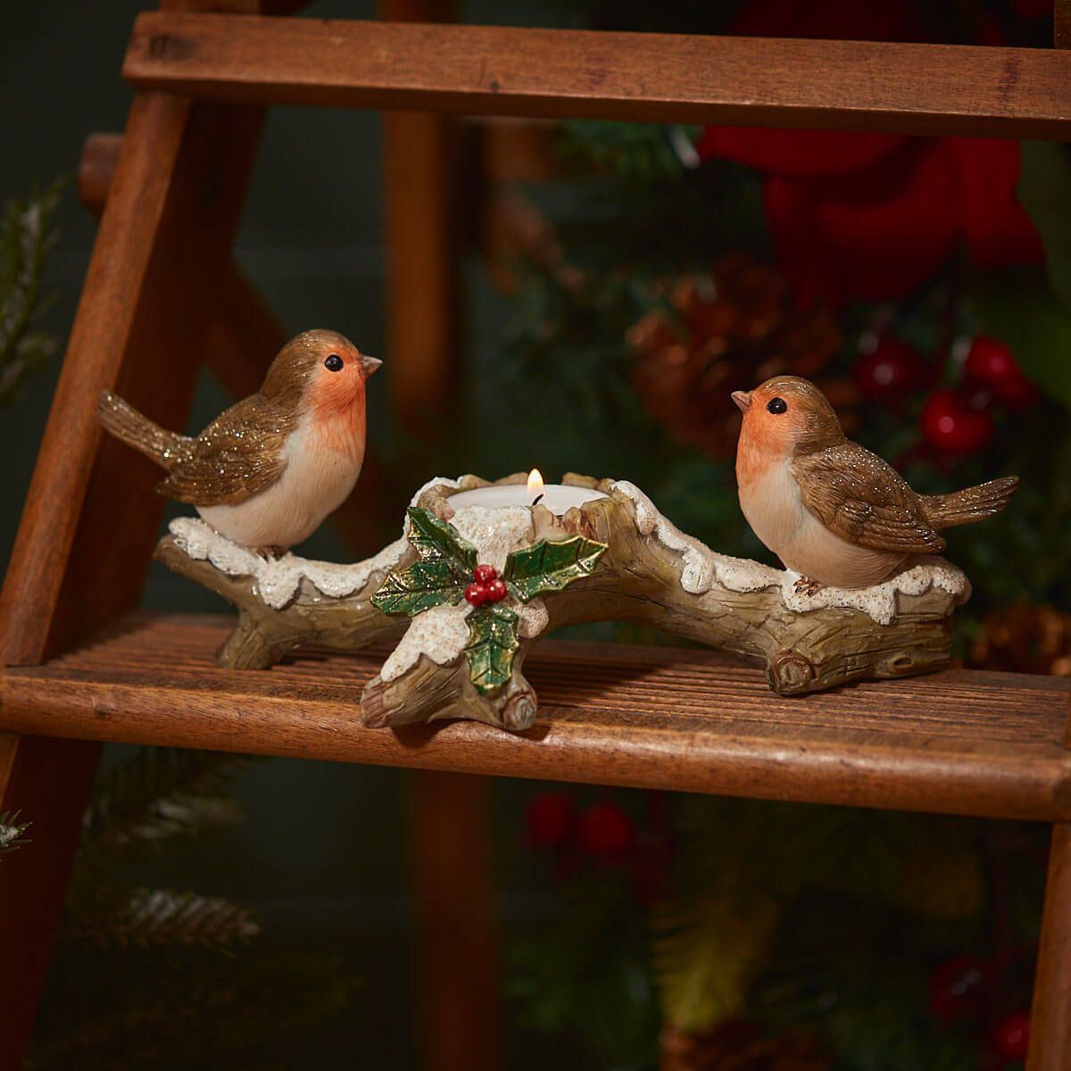 Winter Robins Christmas Tealight Holder | Festive Holly Candle Holder - 21cm Candle Holder - Tophatter Daily Deals