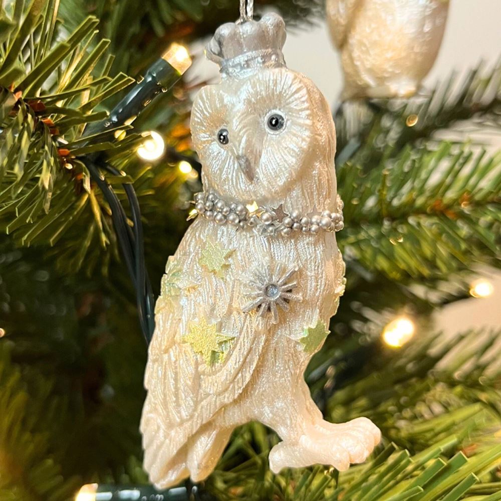 White Owl Christmas Tree Bauble | Resin Bird Christmas Tree Ornament - 9cm Baubles - Tophatter Daily Deals