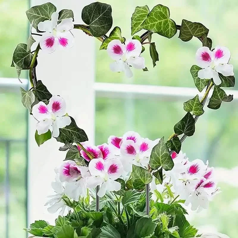 2-Pack: Heart-Shaped Plant Support Stake Garden & Patio - Tophatter Daily Deals