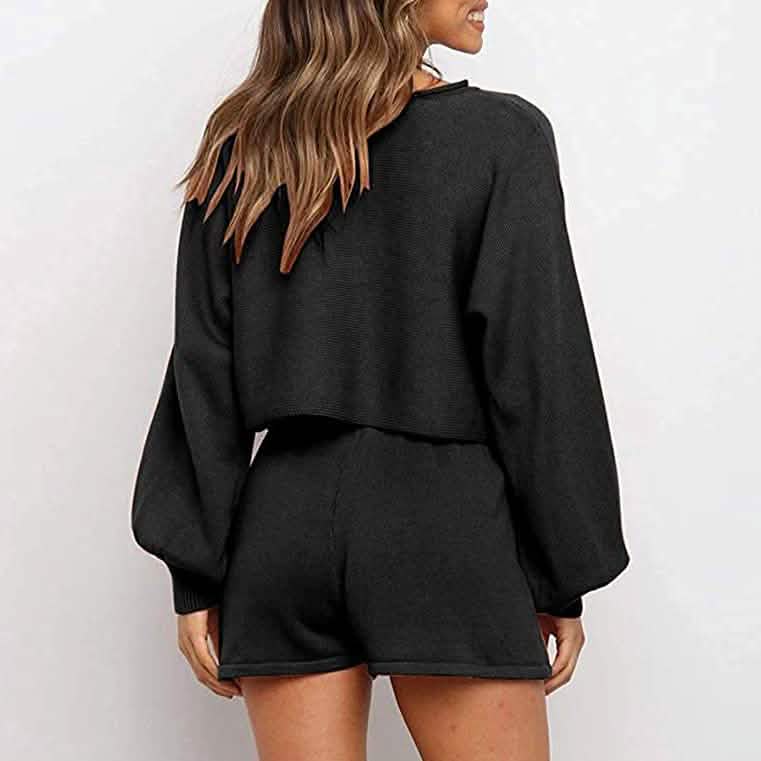 2-Piece: Knit Outfits Puff Sleeve Crop Top Shorts Set Sweater Sweatsuit Women's Loungewear - Tophatter Daily Deals