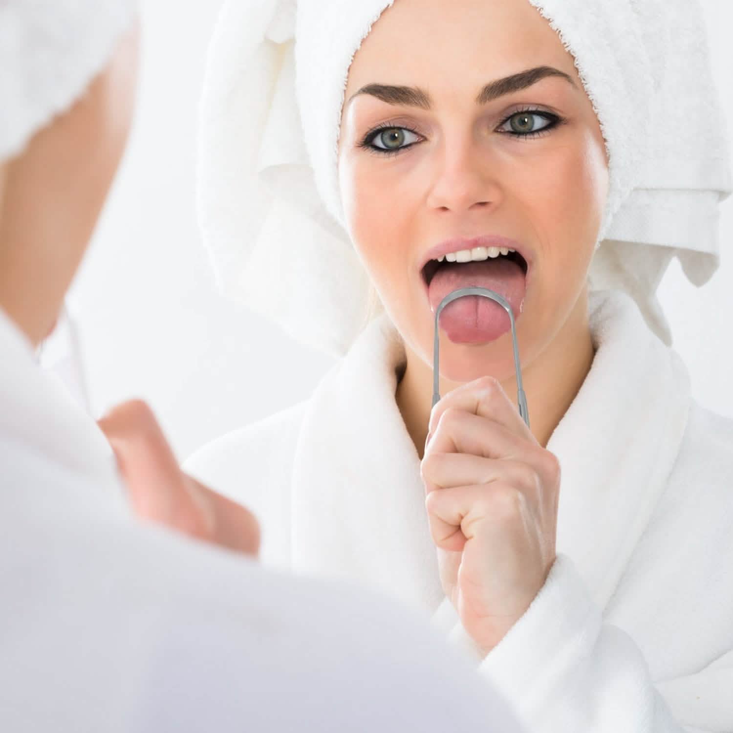 2-Pieces: Tongue Scraper Cleaner Stainless Steel Beauty & Personal Care - Tophatter Daily Deals