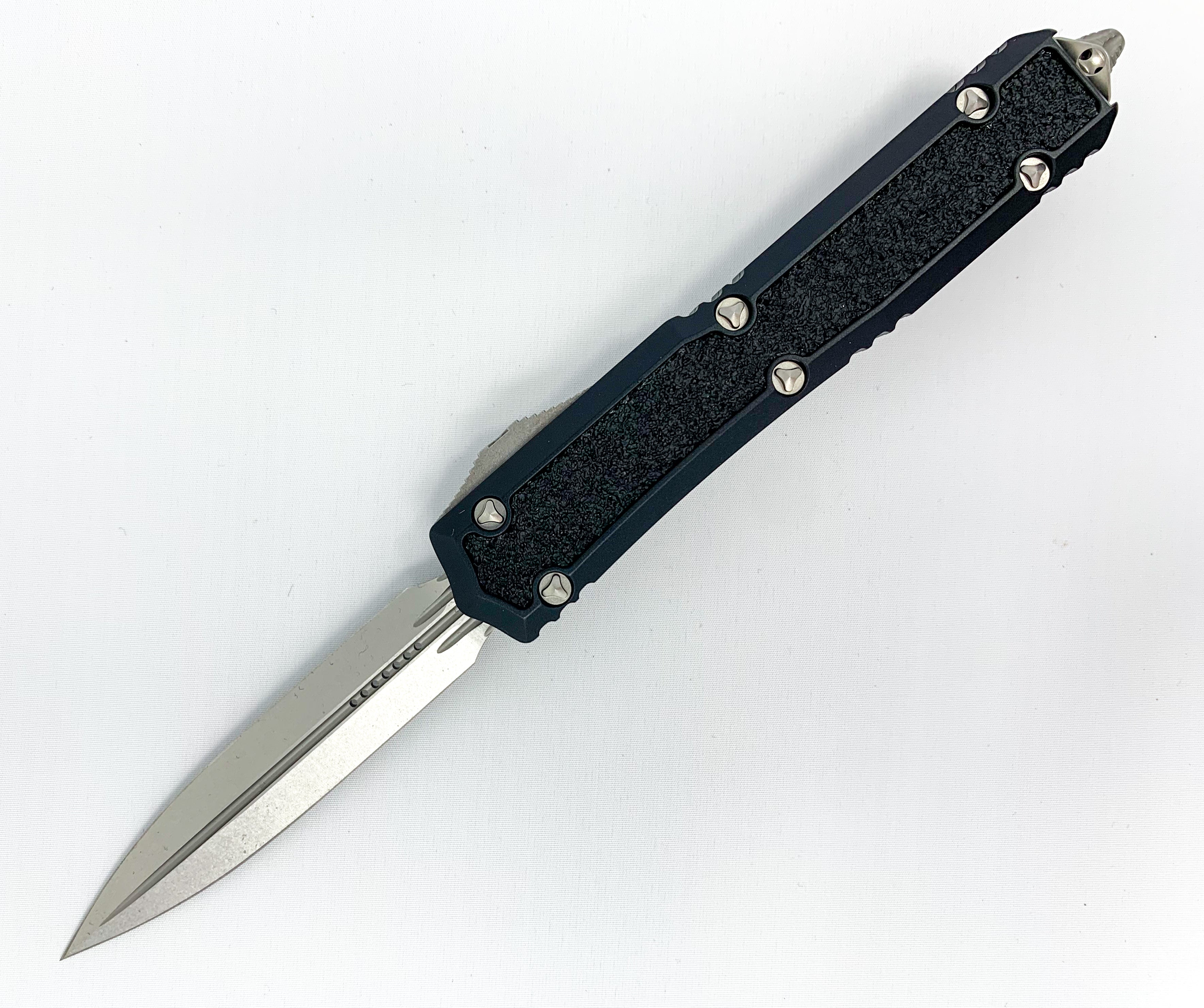 Microtech Makora - Signature Series - Double Edge - Satin Hardware - Black Chassis - 206-10S Automatic Knives - Tophatter Daily Deals