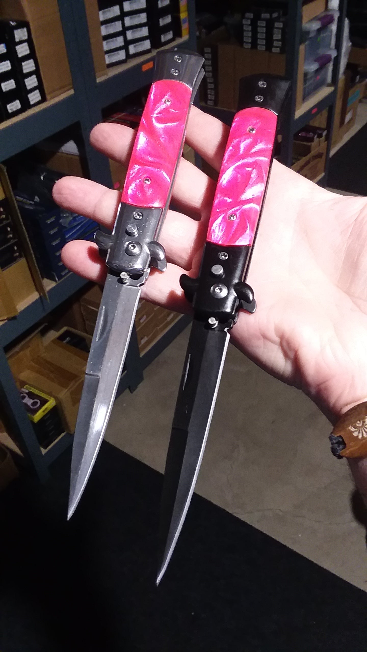 Diablo Stiletto Automatic Knife Milano Switchblade - Pink Marble (Silver) Knife-Auto - Tophatter Daily Deals