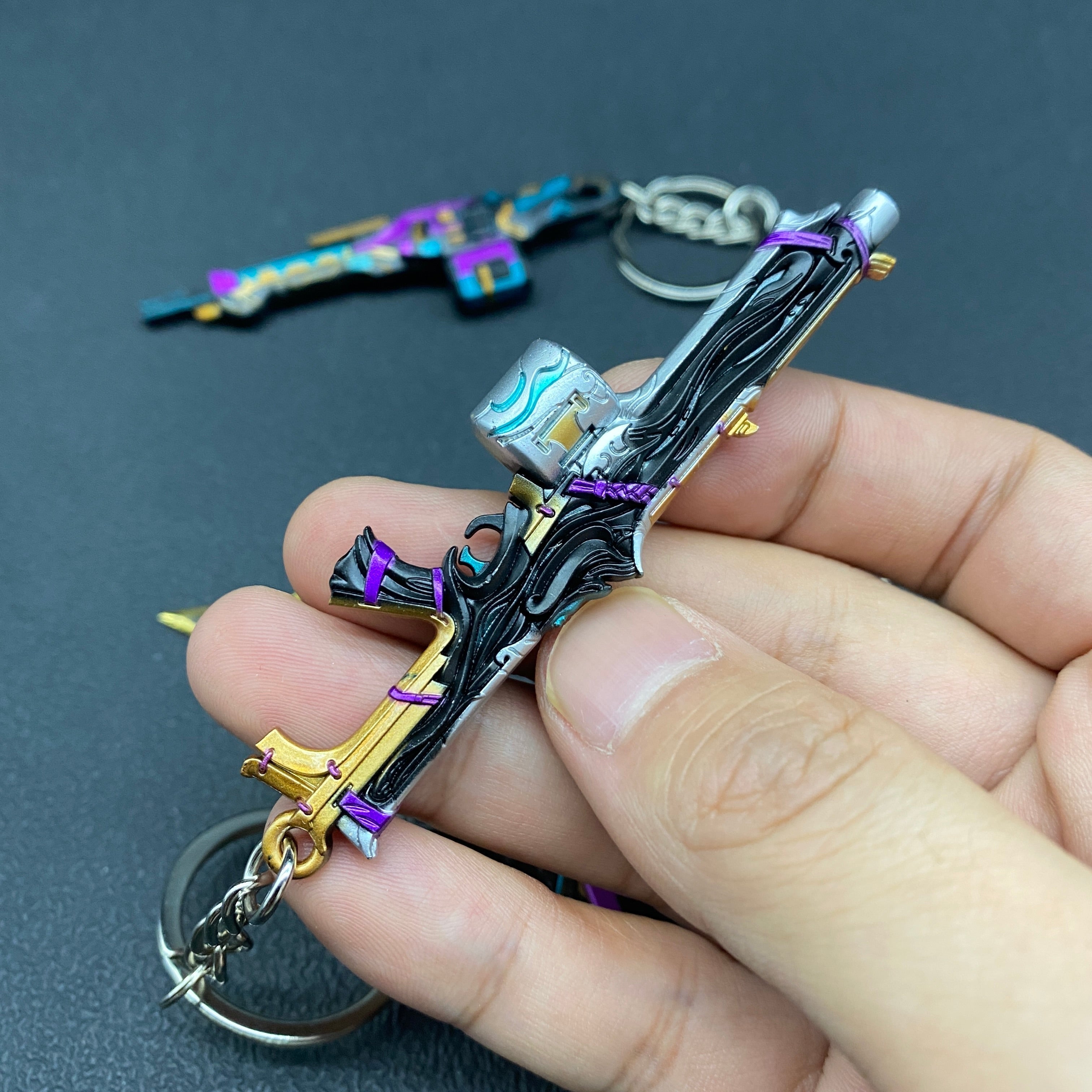 Metal Game Weapon Gun Dagger Keychain With Gift Box - Tophatter Daily Deals