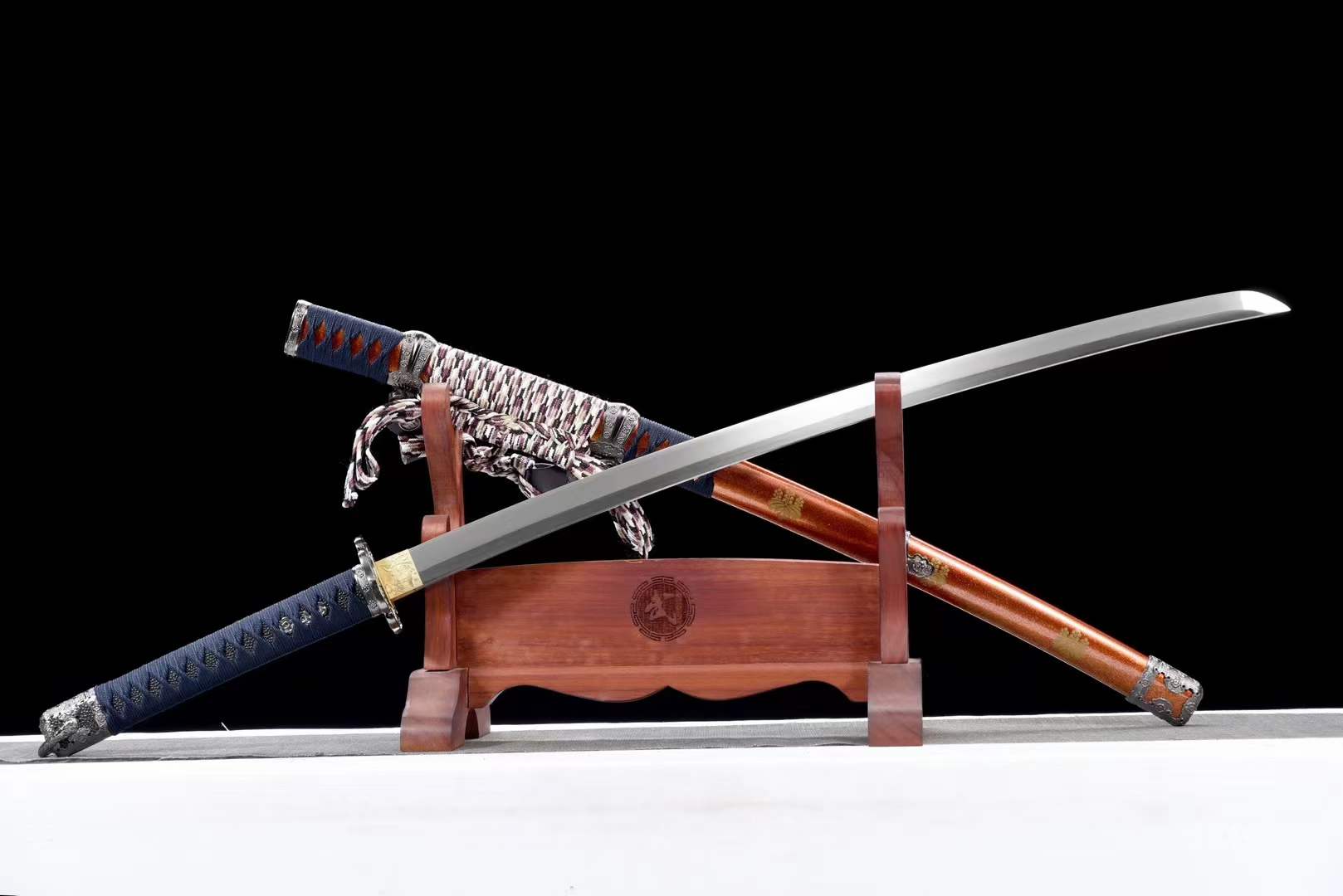 Saitoh 齋藤 - Tophatter Daily Deals