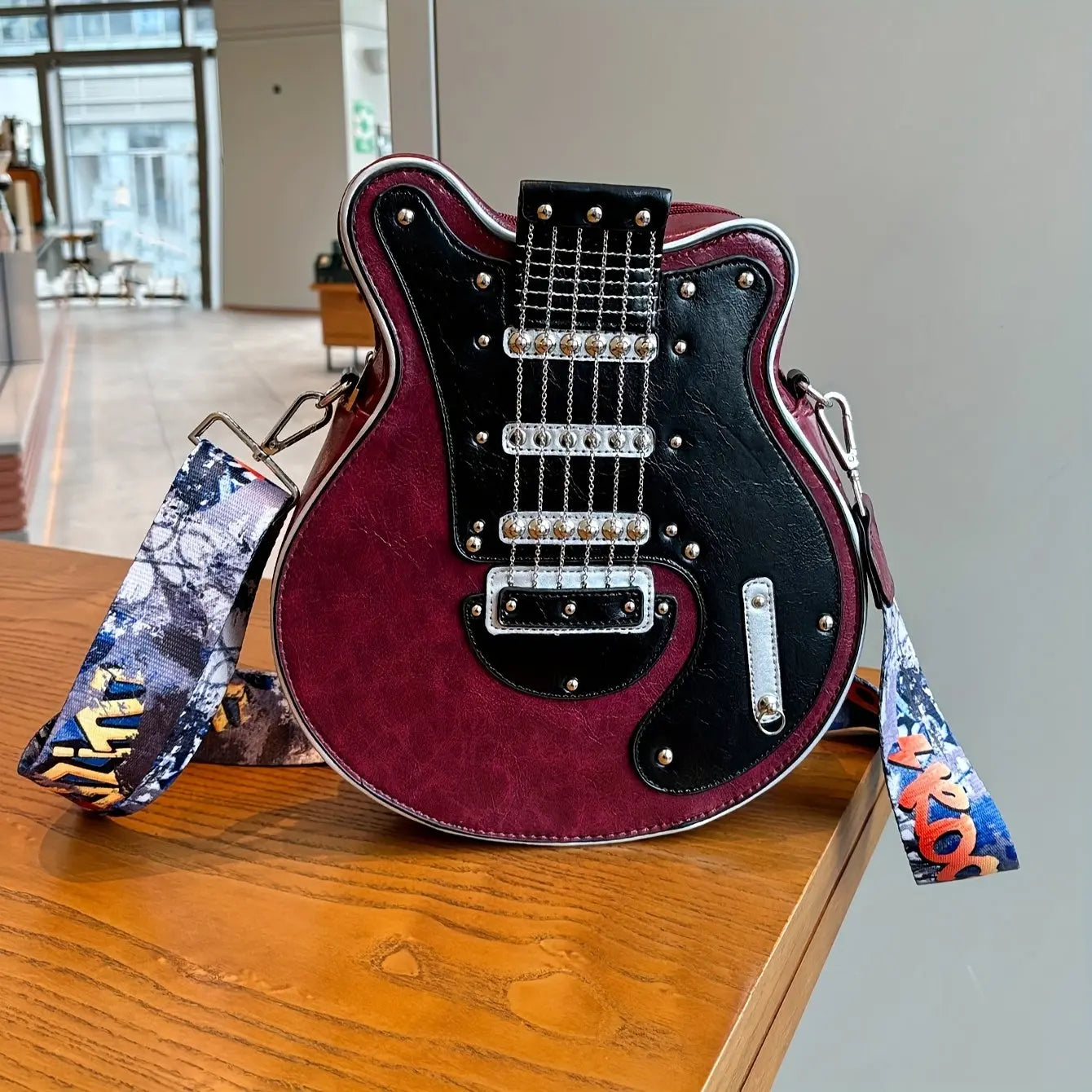 2025 Niche Guitar Shaped Y2K Style Bag, Novelty Crossbody Bag, Rivets Decor Trendy Shoulder Bag - Tophatter Daily Deals