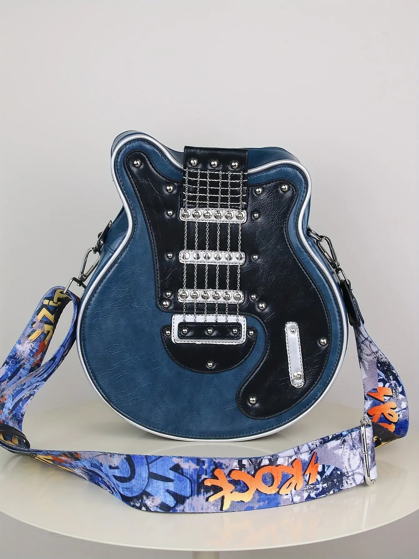 2025 Niche Guitar Shaped Y2K Style Bag, Novelty Crossbody Bag, Rivets Decor Trendy Shoulder Bag - Tophatter Daily Deals