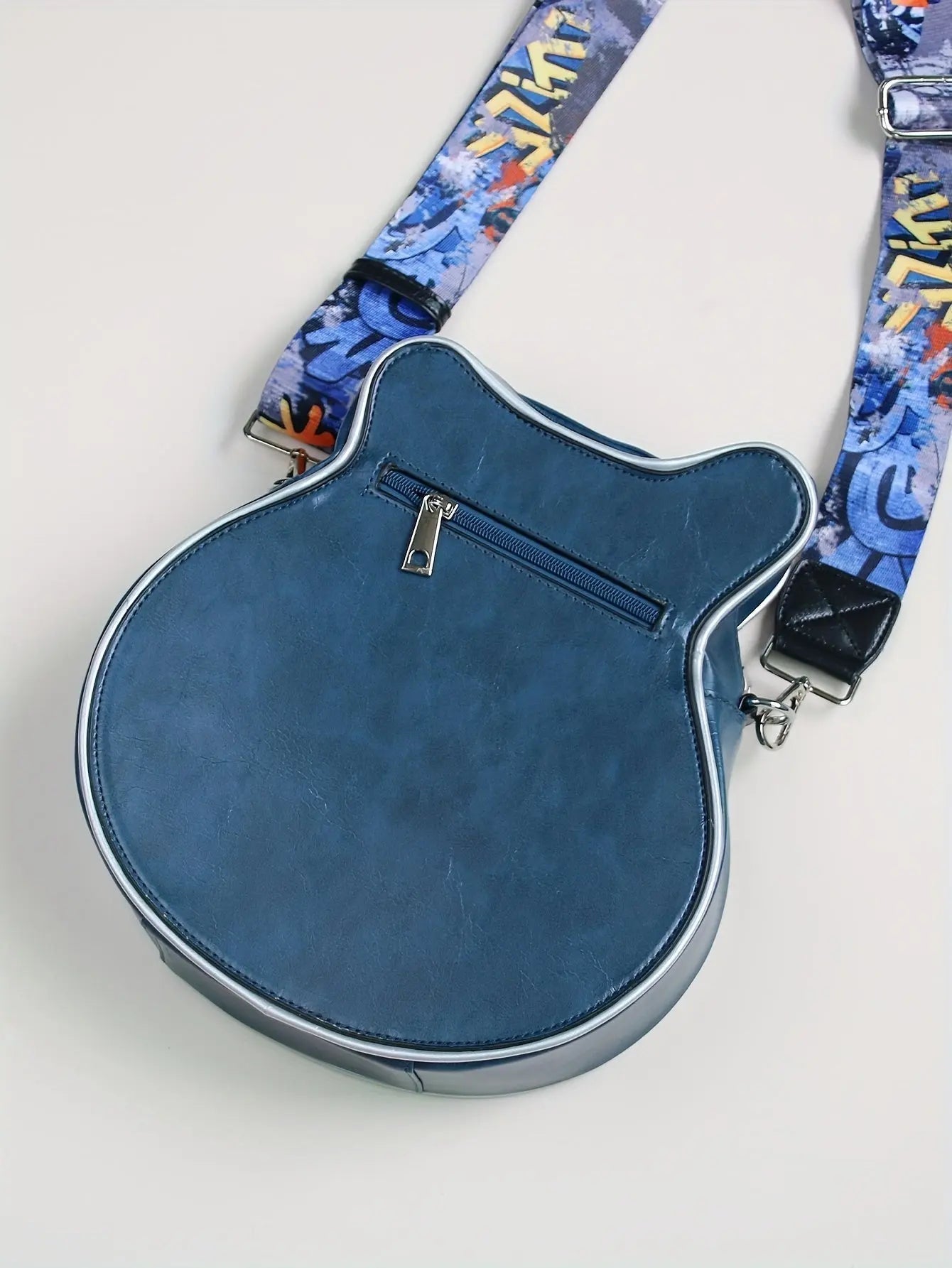 2025 Niche Guitar Shaped Y2K Style Bag, Novelty Crossbody Bag, Rivets Decor Trendy Shoulder Bag - Tophatter Daily Deals