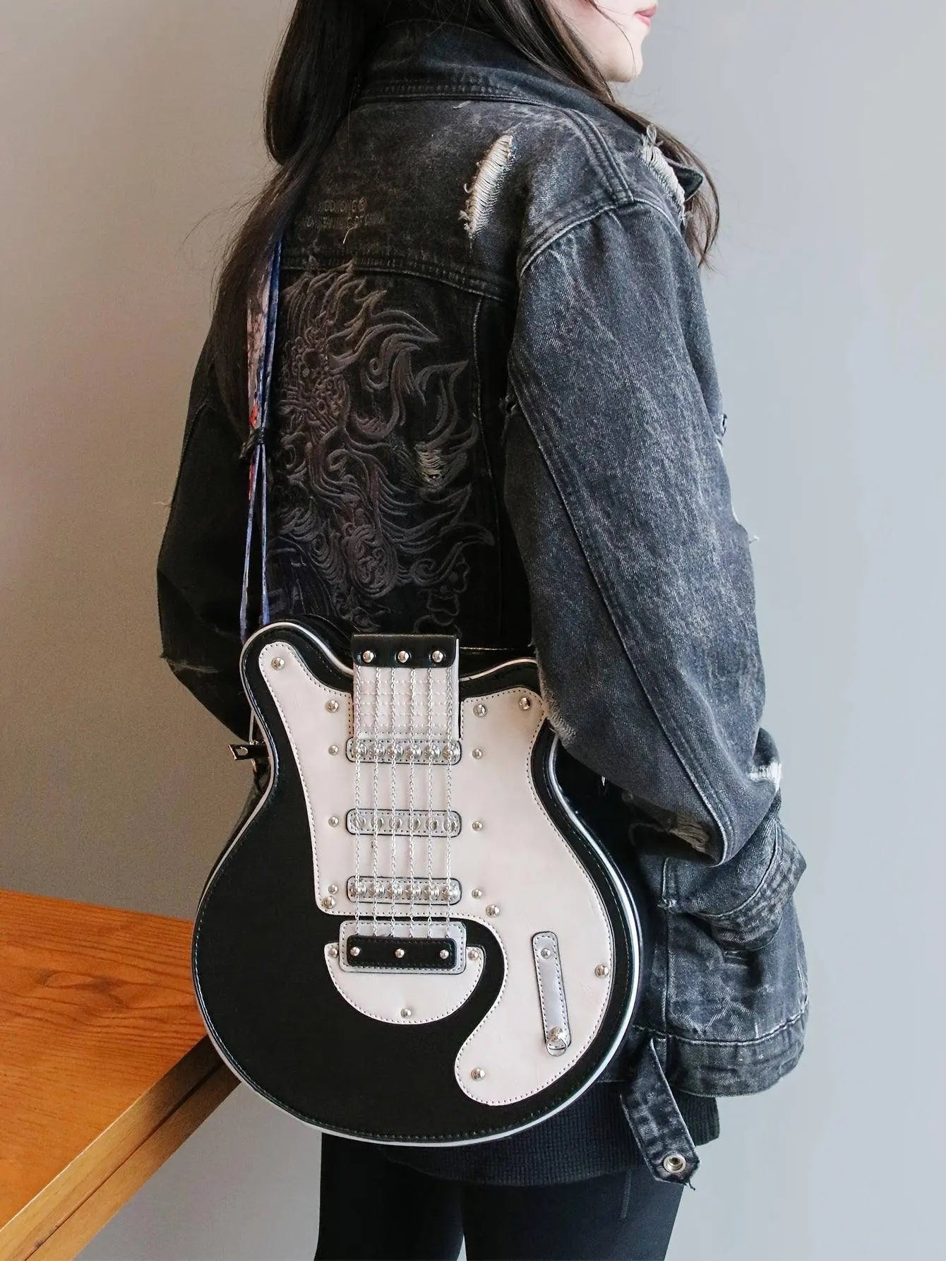 2025 Niche Guitar Shaped Y2K Style Bag, Novelty Crossbody Bag, Rivets Decor Trendy Shoulder Bag - Tophatter Daily Deals