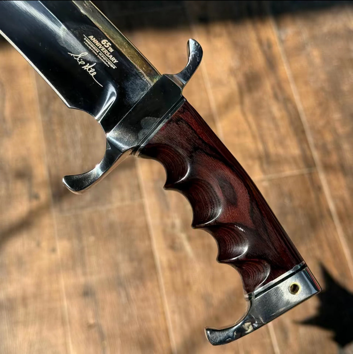 Mirror-Finish Spartan Combat Blade - Tophatter Daily Deals