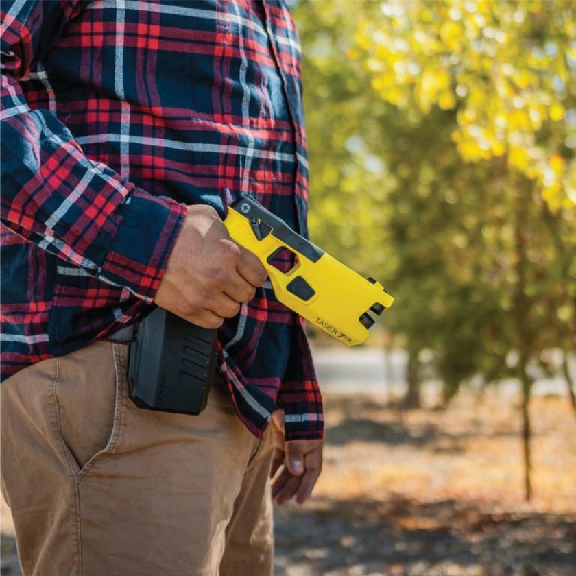 7 CQ Home Defense Stun Gun - Tophatter Daily Deals
