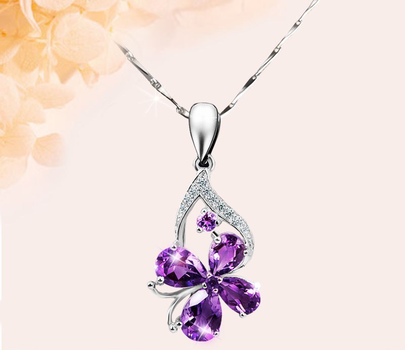 925 Sterling silver ladies purple crystal pendant necklace Four leaf clover 0 - Tophatter Daily Deals