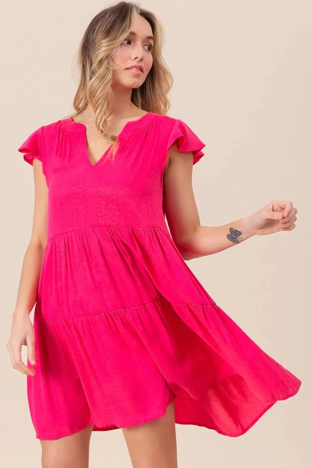 BiBi Textured Woven Tiered Dress With Ruffled Sleeves Fuchsia Casual Dresses - Tophatter Daily Deals