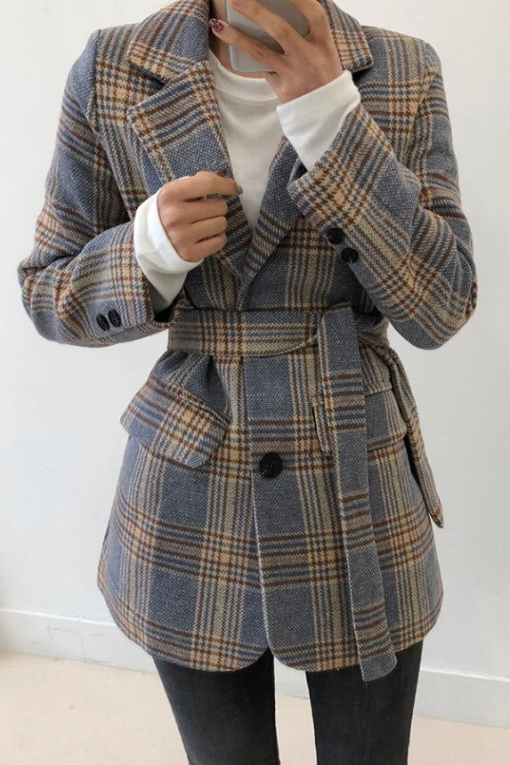 Warm Structured Women's Short Coat - Belted Plaid Wool 3D Changing Face Moving Picture Frame - Tophatter Daily Deals