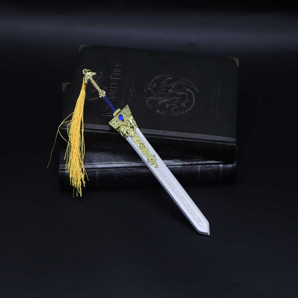 Royal Giant Sword Royal Giant Sword Only - Tophatter Daily Deals