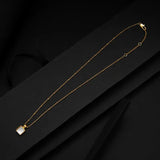 Retro Style Distressed Malachite Necklace Necklaces - Tophatter Daily Deals
