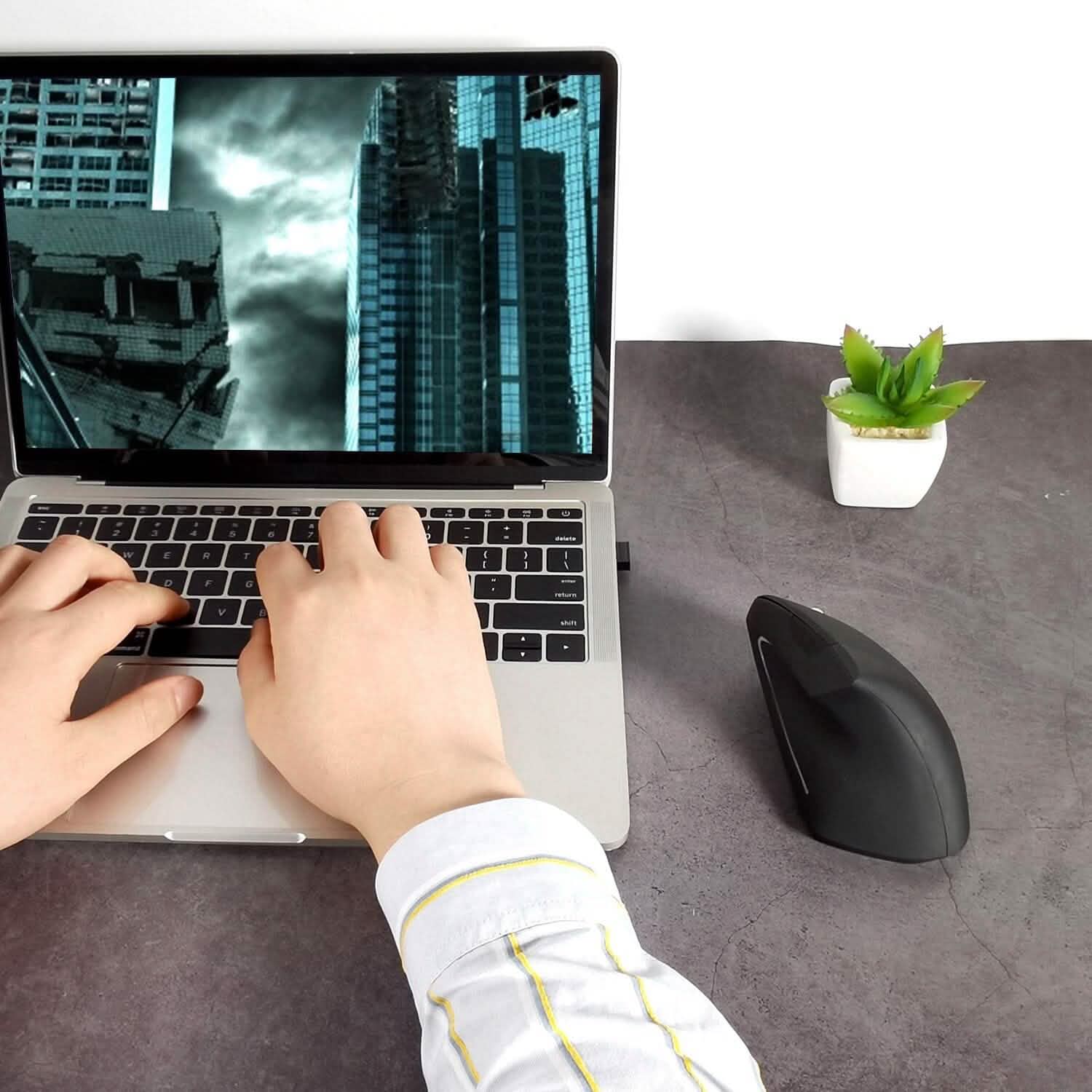 2.4G Wireless Vertical Mouse Ergonomic Optical Mice Computer Accessories - Tophatter Daily Deals