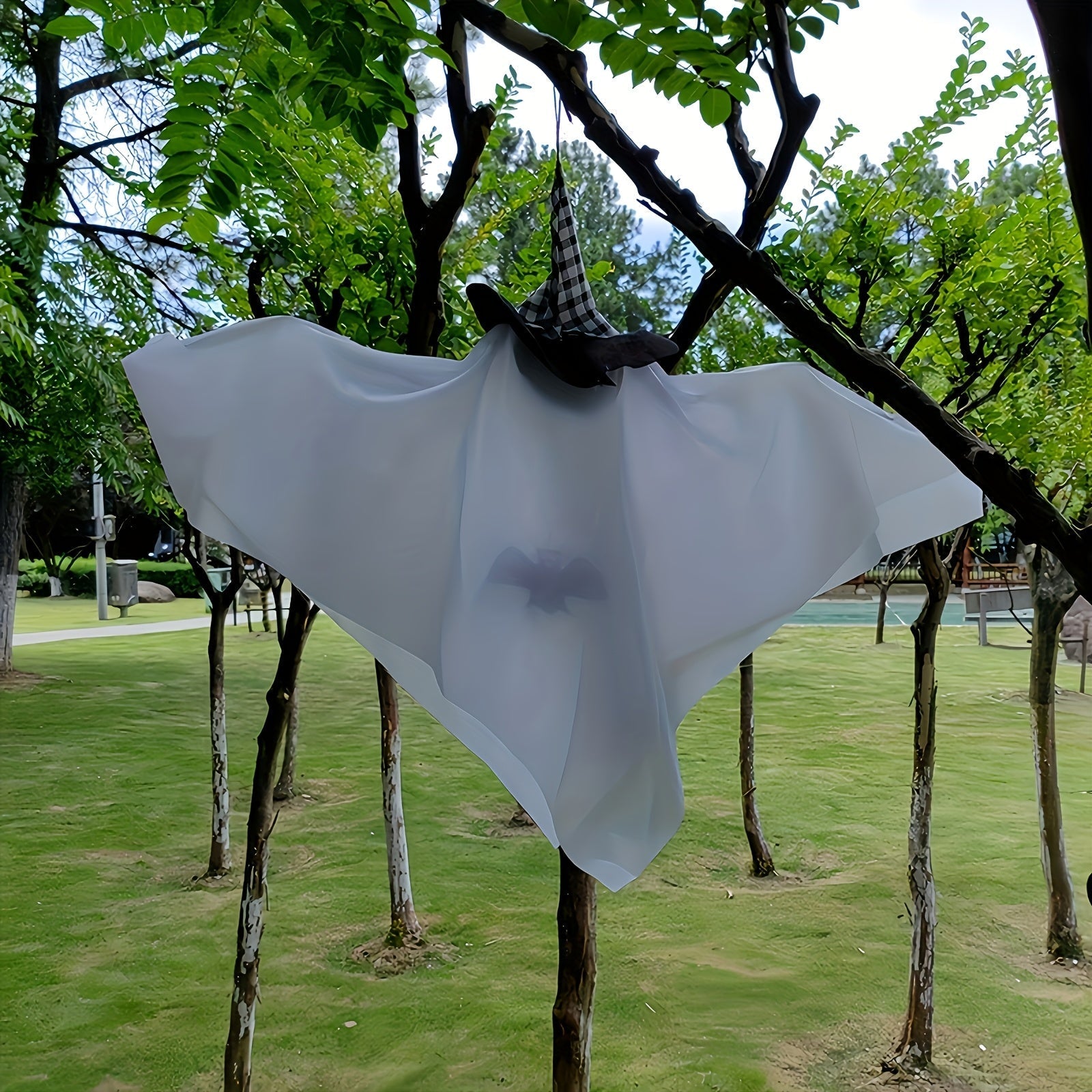 White Bat Halloween Decoration Set (2pcs) Halloween - Tophatter Daily Deals