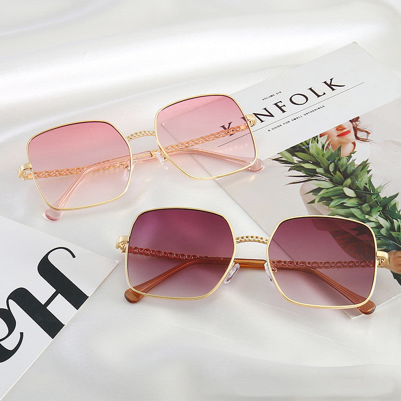 Big frame net red sunglasses 0 - Tophatter Daily Deals