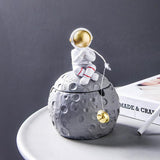 Astronaut Ashtray Creative With Lid Anti-flying Smoke Personality Trend Style3 0 - Tophatter Daily Deals