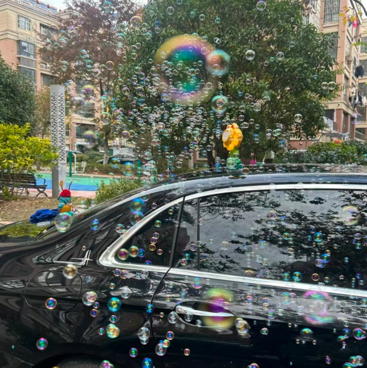 Sunflower Bubble Toy - Tophatter Daily Deals