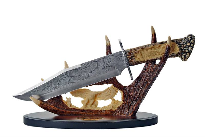 Eagle Bowie With Antler Stand Display Wildlife Collectible Knife - Tophatter's Inc. Weapons Store Online Collectible Weapons - Tophatter Daily Deals