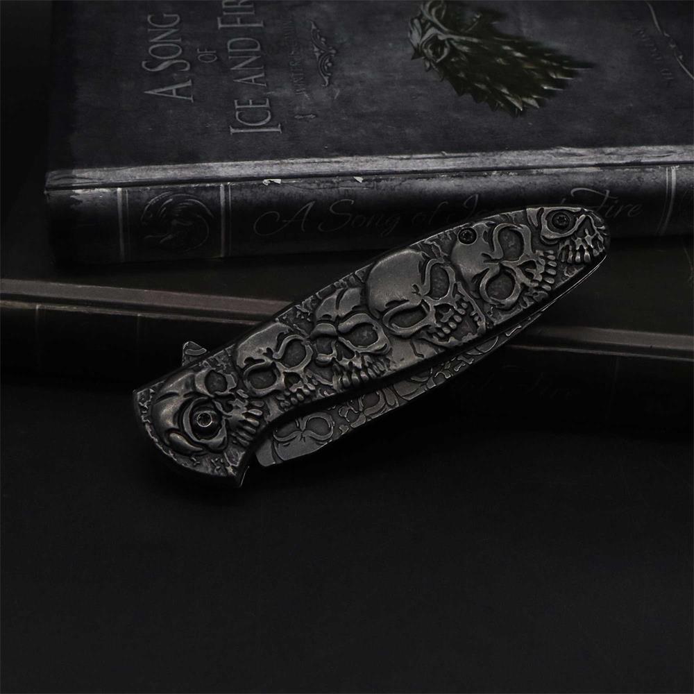 6 Skull Heads Folding Knife - Tophatter Daily Deals