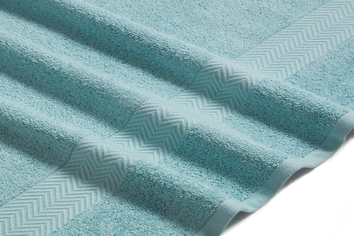 Kathy Ireland 6 Piece Chevron Jacquard Towel Set with Lets Dry Bath Towel - Tophatter Daily Deals