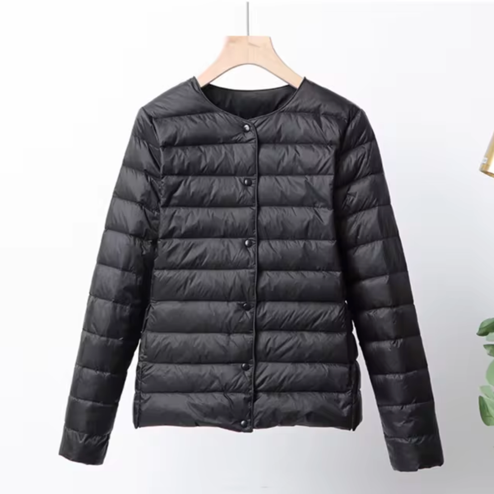 Lightweight Flattering Womens Down Jacket - Short Quilted Black - Tophatter Daily Deals