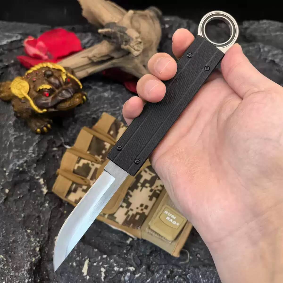 Outdoor sharp folding knife, portable Gravity knife-GS77 Pocket Knives - Tophatter Daily Deals