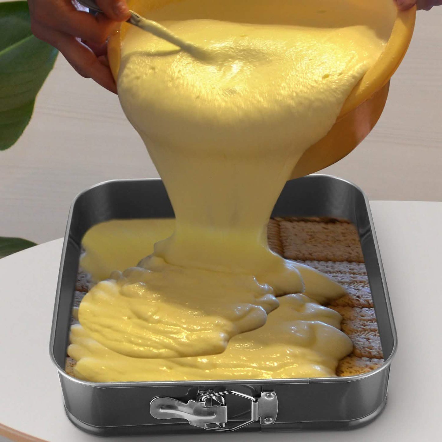 3-Piece: Non-stick Springform Cake Pan Set with Removable Bottom Kitchen Tools & Gadgets - Tophatter Daily Deals