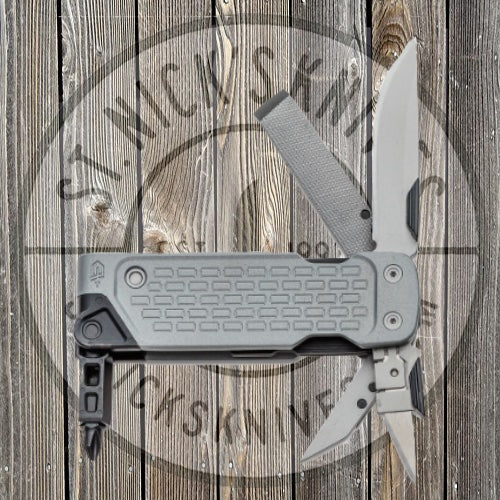 Gerber - Gerber Lockdown Drive Multi-Function Folding Knife 2.5" Plain Blade, Silver Aluminum Handle - 30-001591 Multi-Tools - Tophatter Daily Deals