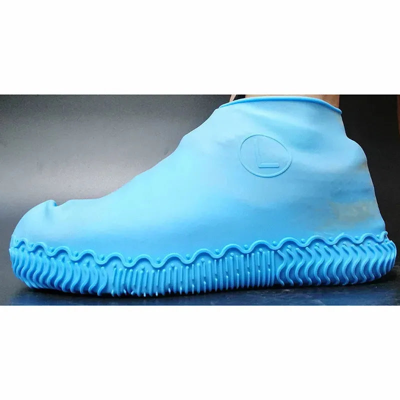 Ultra-Durable Silicovers Non-Slip Shoe Covers: Keep Your Shoes Clean & Dry Sky Blue Shoe Covers - Tophatter Daily Deals