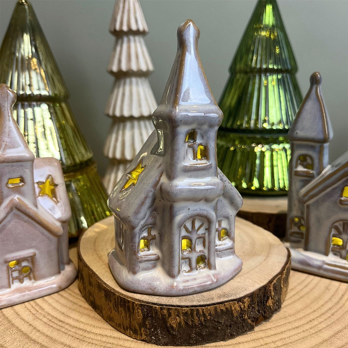 Ceramic LED Church | Light-Up Christmas Chapel Ornament Festive Decoration 12cm LED Light - Tophatter Daily Deals