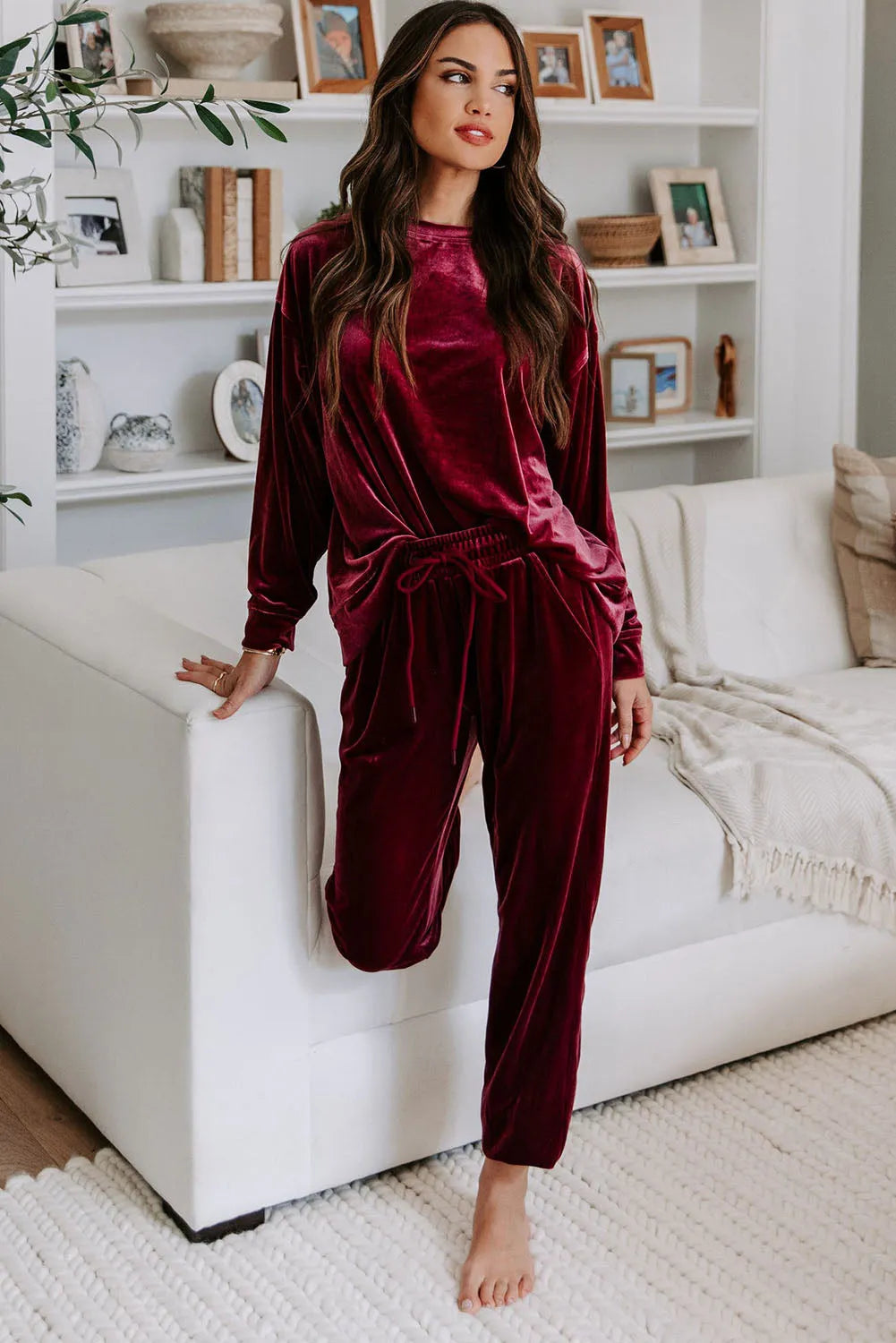 Fiery Red Solid Velvet Two Piece Lounge Set Loungewear & Sleepwear/Loungewear - Tophatter Daily Deals