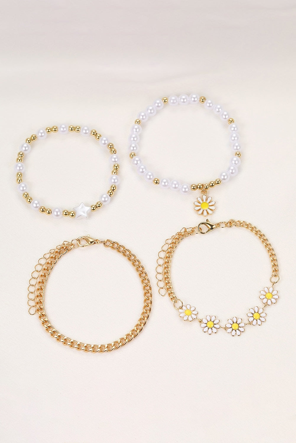 White 4pcs Daisy Pearl Beaded Chain Bracelet Set Bracelets - Tophatter Daily Deals